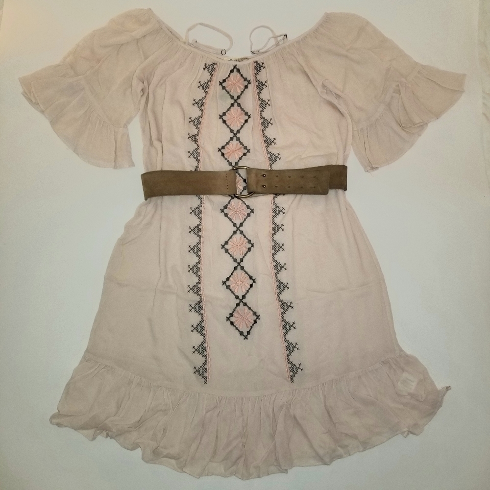 Listicle Short Sleeve Knee-length Boho Dress, Pink